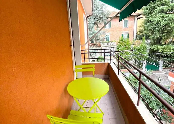 Tortellini E Tulipani * بولونيا