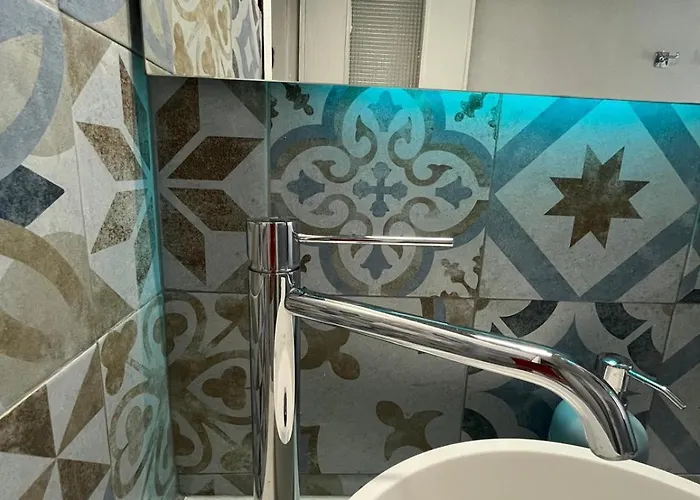 Tortellini E Tulipani * بولونيا